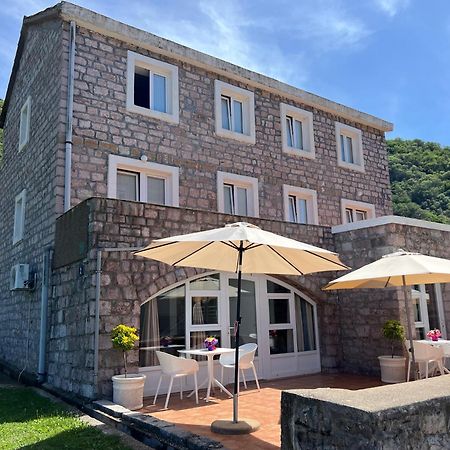 Apartments Pavlovic Petrovac Exteriér fotografie