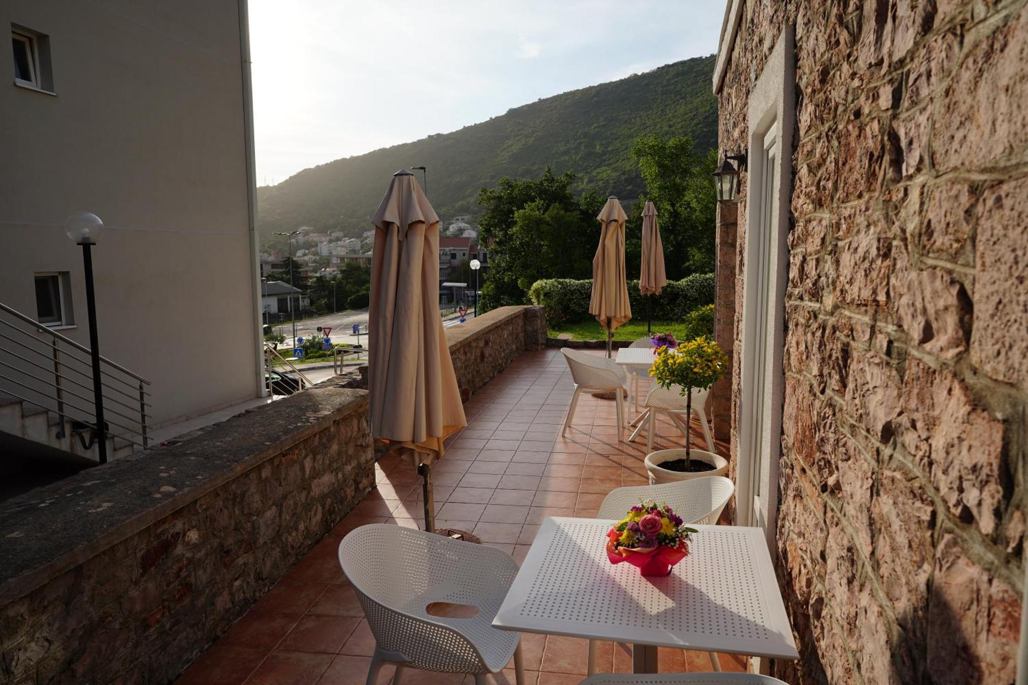 Apartments Pavlovic Petrovac Exteriér fotografie
